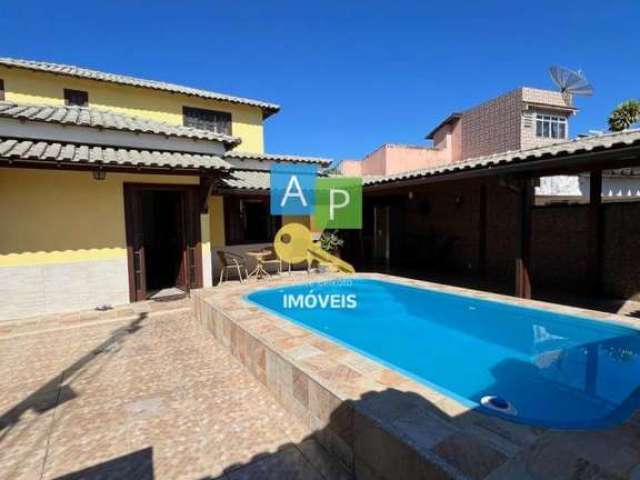 Casa para Venda em Duque de Caxias, Centro, 3 dormitórios, 2 suítes, 4 banheiros, 4 vagas