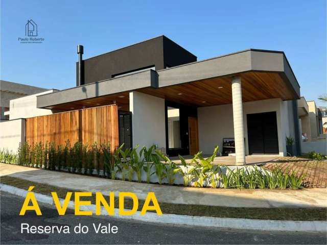 Casa de alto padrão em Condominio Reserva do Vale, na Caçapava Velha: 3 quartos, 1 suíte, 2 salas, 2 banheiros, 4 vagas de garagem, 138,31 m².