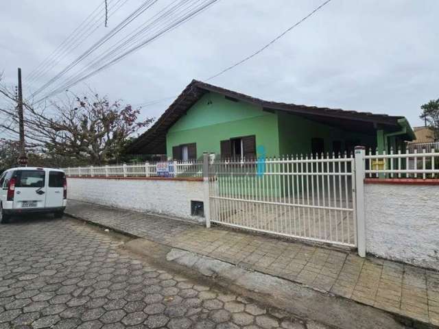 Casa com 3 quartos à venda na Engenheiro Vitor Hugo, 90, Meia Praia, Navegantes por R$ 700.000