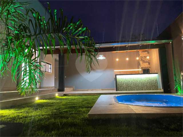 Casa Térrea com piscina - Residencial Araguaia