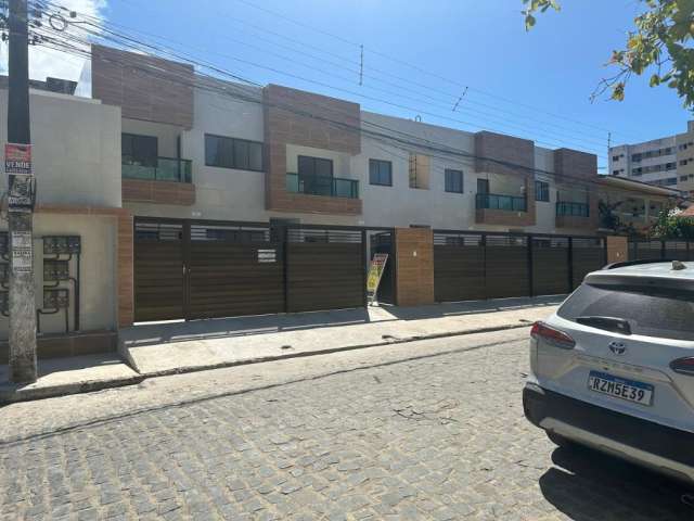 Excelente casas de 2 e 3 QUARTOS no Janga.