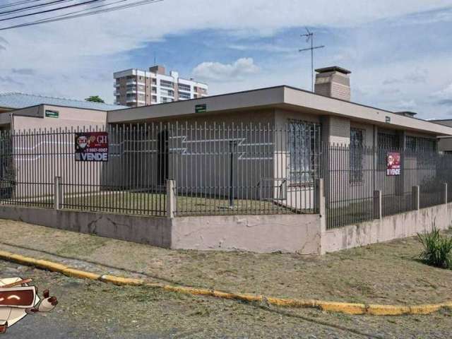 Casa com 3 dormitórios( 1 suíte)  à venda, 259 m² por R$ 920.000 - Orfãs - Ponta Grossa/PR