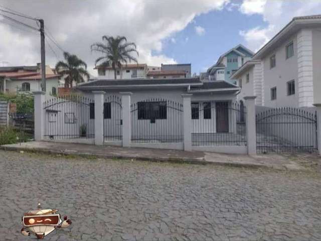 Casa com 5 quartos à Venda, Nova Rússia - Ponta Grossa