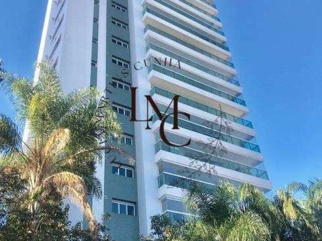 Apartamento à Venda na Aclimação - 234 m², 3 suítes, escritório, varanda gourmet, 4 vagas, depósito