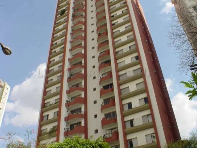 Apartamento à Venda na Vila Gumercindo - 70 m², 2 dorms, 2 banheiros, sacada, 1 vaga, lazer