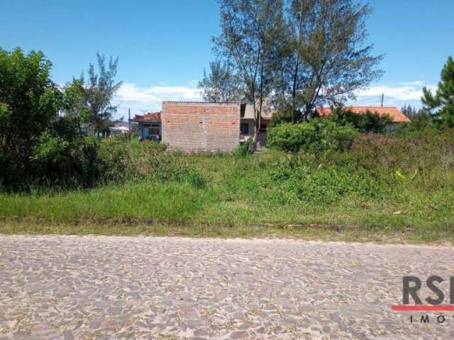 Terreno à venda, 300 m² por R$ 135.000,00 - Bellatorres - Passo de Torres/SC