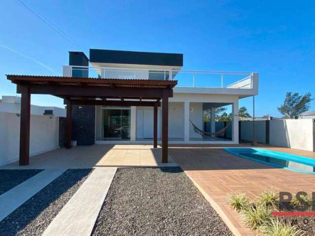 Casa com 6 dormitórios à venda, 224 m² por R$ 740.000,00 - Bellatorres - Passo de Torres/SC