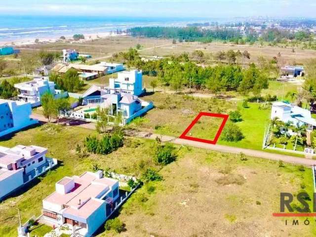 Terreno à venda, 300 m² por R$ 250.000,00 - Bellatorres - Passo de Torres/SC