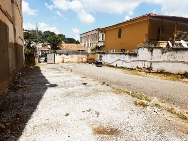 Terreno plano , coeficiente pra Prédio de 8 andares-- Bairu