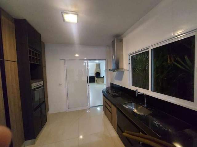 Casa para Venda em Uberlândia, Bosque dos Buritis, 3 dormitórios, 1 suíte, 3 banheiros, 4 vagas