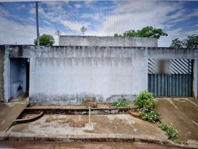 Casa para Venda em Uberlândia, Shopping Park, 3 dormitórios, 2 suítes, 1 banheiro, 1 vaga