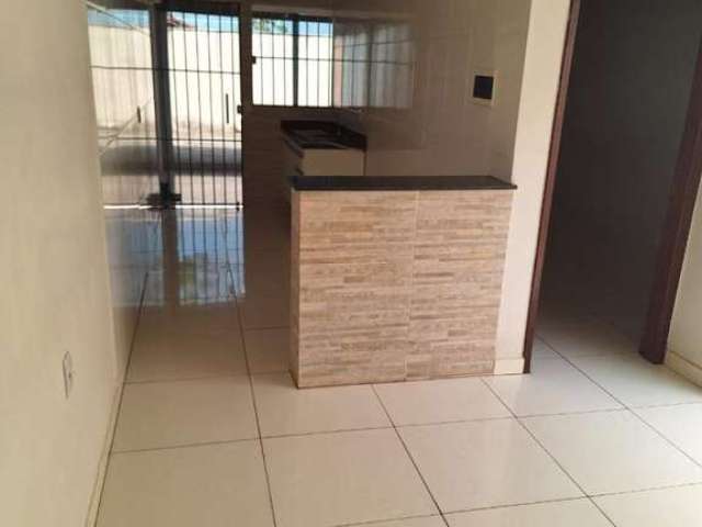 Casa para Venda em Uberlândia, Shopping Park, 2 dormitórios, 1 banheiro, 2 vagas