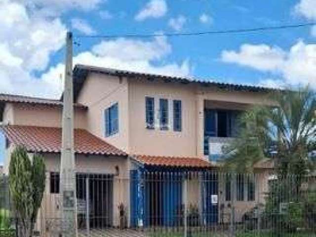 Casa de 4 quartos, sendo 1 suíte, 1 garagem, churrasqueira