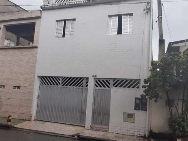 Casa à Venda com 72m²