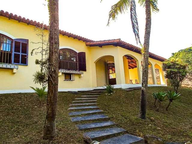 Casa com 4 quartos à venda na Rua Jean Valentteau Moulliac, 910, Várzea das Moças, Niterói por R$ 750.000