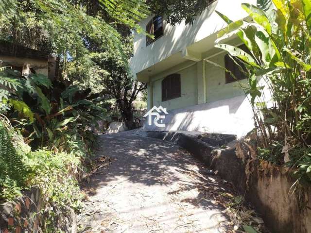 Casa com 5 quartos à venda na Doutor Melchíades Peixoto, 628, Baldeador, Niterói por R$ 400.000