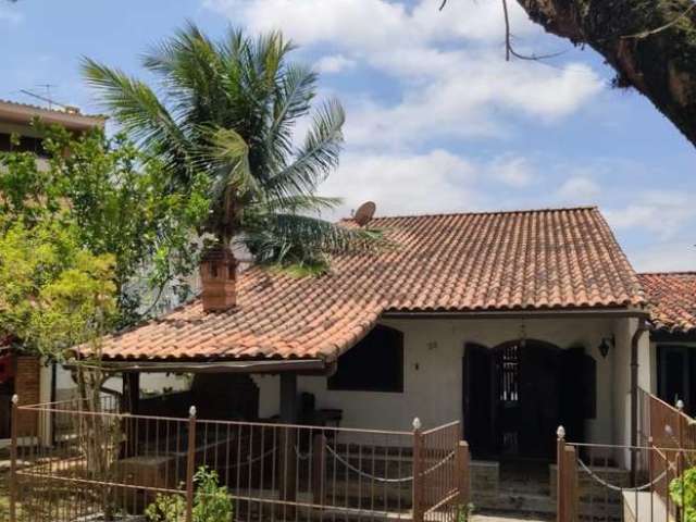 Casa em condomínio fechado com 2 quartos à venda na Vereda de Nascente, 54, Nova Iguaba, Iguaba Grande por R$ 250.000