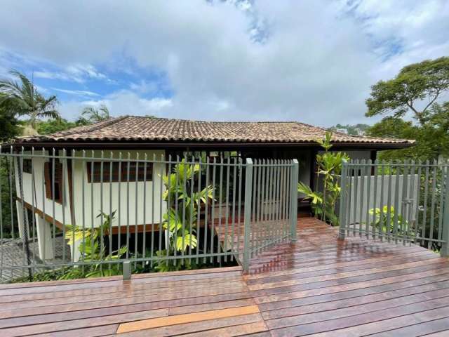 Casa em condomínio fechado com 3 quartos à venda na Estrada Caetano Monteiro, 2203, Badu, Niterói por R$ 2.200.000