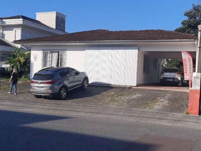 Casa com 3 quartos à venda no Costa e Silva, Joinville  por R$ 769.000