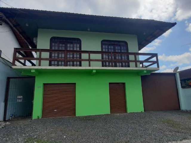 Casa com 3 quartos à venda no Aventureiro, Joinville  por R$ 630.000