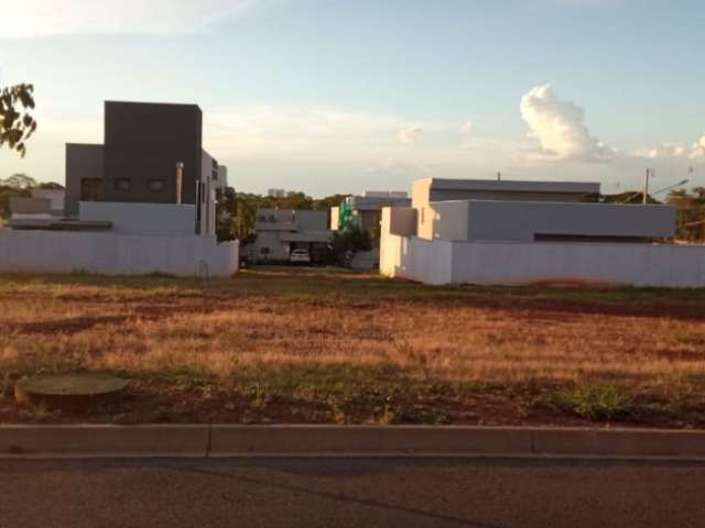 Lote/terreno a venda no condomínio Belvedere II em Cuiabá MT