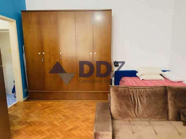 Kitnet / Stúdio à venda na Rua Domingos Ferreira, Copacabana, Rio de Janeiro, 30 m2 por R$ 430.000