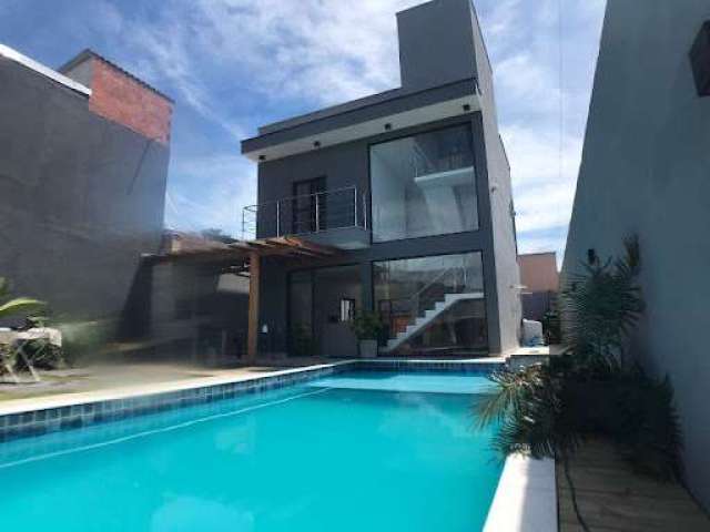 Sobrado com 3 dormitórios à venda, 250 m² por R$ 910.000 - Massaguaçu - Caraguatatuba/SP