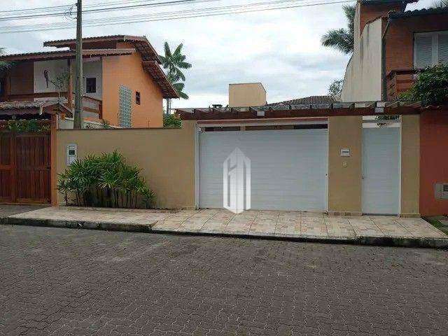 Linda Casa a poucos passos da Praia do Perequê-Açu, Ubatuba