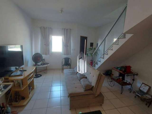 Lindo sobrado em condomínio com 2 suítes à venda, 68m² por R$ 340.000 - Porto Novo - Caraguatatuba/SP