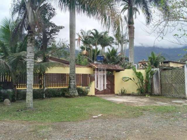 Casa com 3 dormitórios à venda, 157 m² por R$ 300.000,00 - Sertao da Quina - Ubatuba/SP