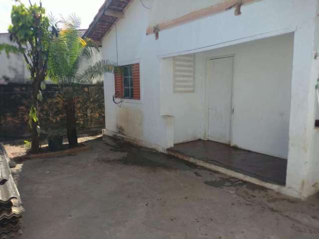 Casa para Venda em Araras, Jardim Itália, 3 dormitórios, 2 banheiros, 2 vagas