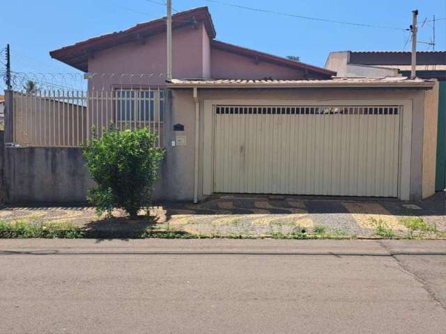 Casa para Venda em Araras, Jardim São João, 4 dormitórios, 1 suíte, 3 banheiros, 2 vagas