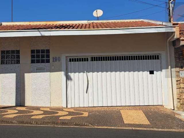 Casa para Venda em Araras, Jardim Bela Vista, 4 dormitórios, 1 suíte, 2 banheiros, 2 vagas