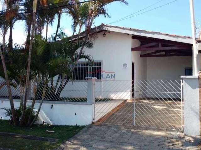 Casa com 3 dormitórios em Atibaia