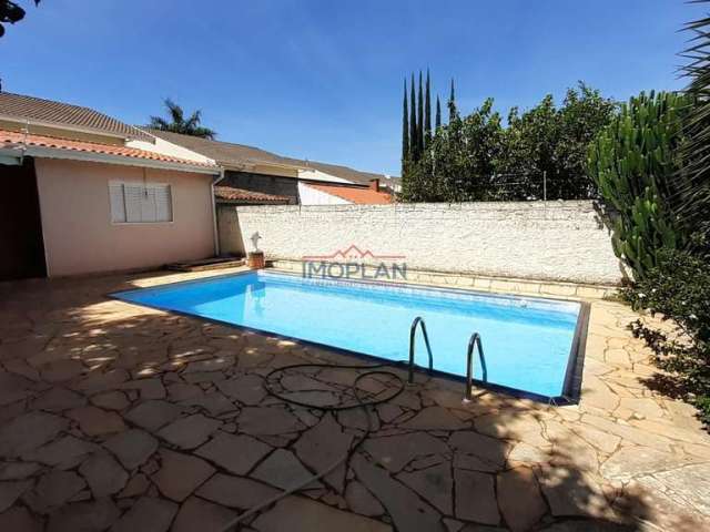 Casa Térrea à venda no Jardim Santa Bárbara em Atibaia - SP