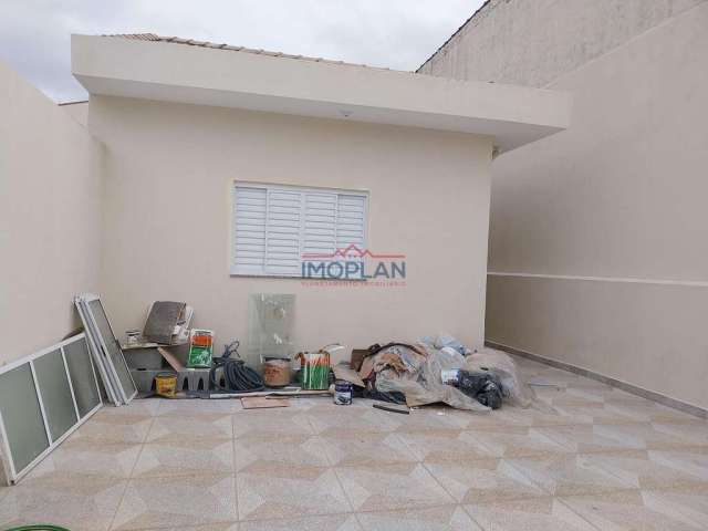 Casa com 3 Dormitórios sendo 1 suíte com 94 m² m² em ótima localização em Atibai