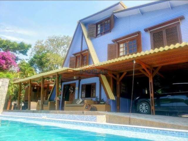 Casa a venda com 3 dorm piscina financiável Serra da Cantareira Mairiporã/SP