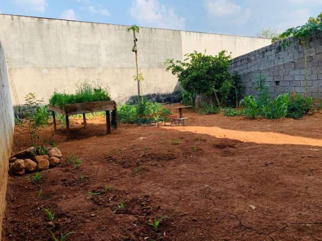 Casa a venda em Atibaia, bairro tranquilo , quintal grande