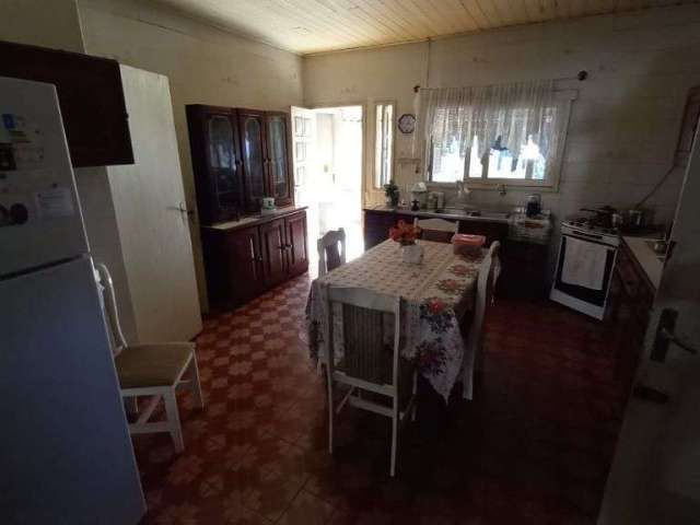 Casa com 4 dormitórios à venda, 190 m² por R$ 550.000,00 - Santa Catarina - Sapucaia do Sul/RS