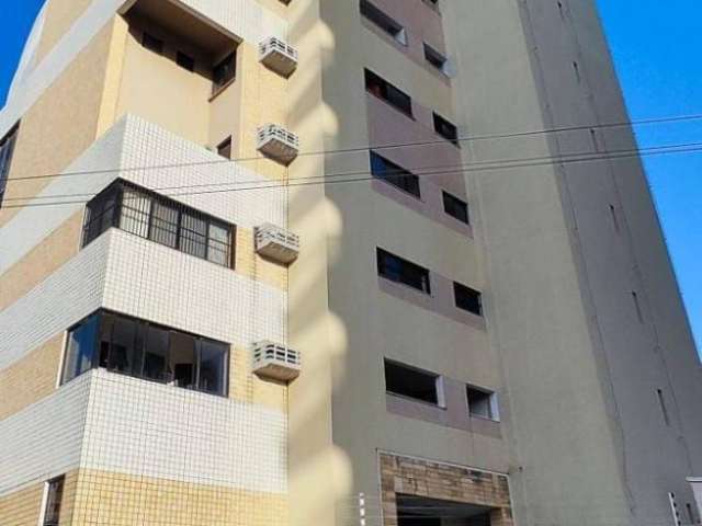 Apartamento no condomínio San Matheus no Cocó