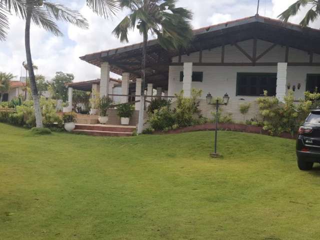 Casa com Terreno Amplo e Piscina na Colônia de Férias - Pecém