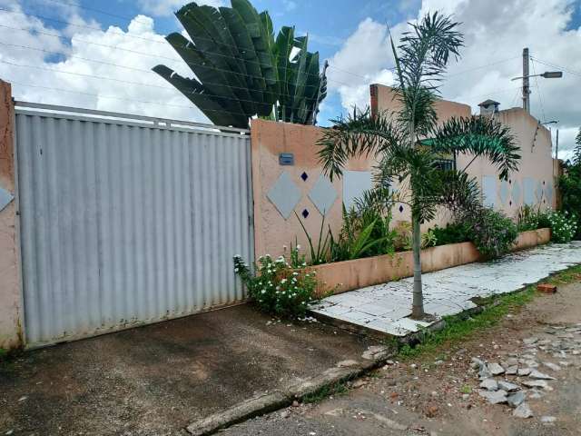 Vende - se Casa + Ponto Comercial na Sede de São Gonçalo do Amarante