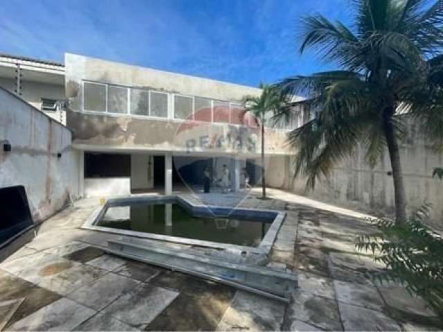 Casa à venda no Bairro Lourdes Fortaleza CE