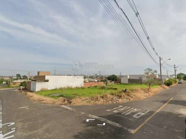 Terreno / Padrão - À venda com 270,50 m² no Borboleta III