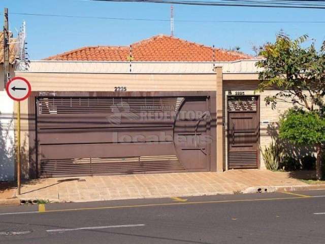 Excelente Casa à Venda