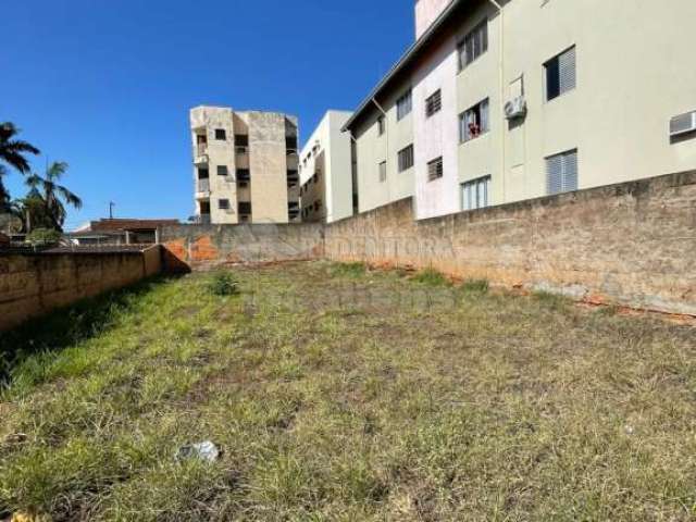 Terreno no bairro Vila Itália