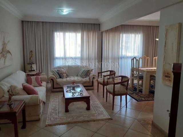 Apartamento Padrão em São José do Rio Preto