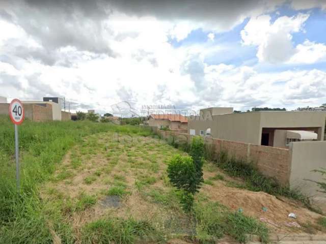 Lote de 200 m² no Colina Azul