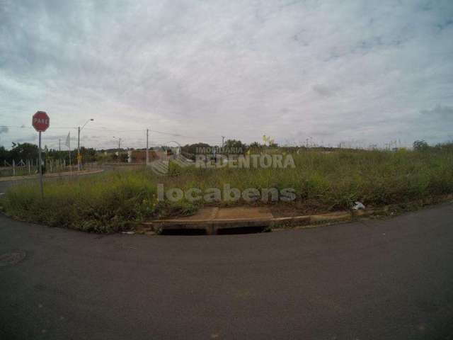 Terreno comercial de esquina com 203,463m²