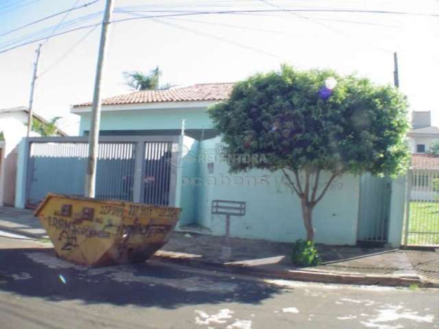 Jardim Yolanda, 3 dormitórios - Casa térrea com terreno de 360m², tendo 3 Dormitórios sendo 1 Suíte